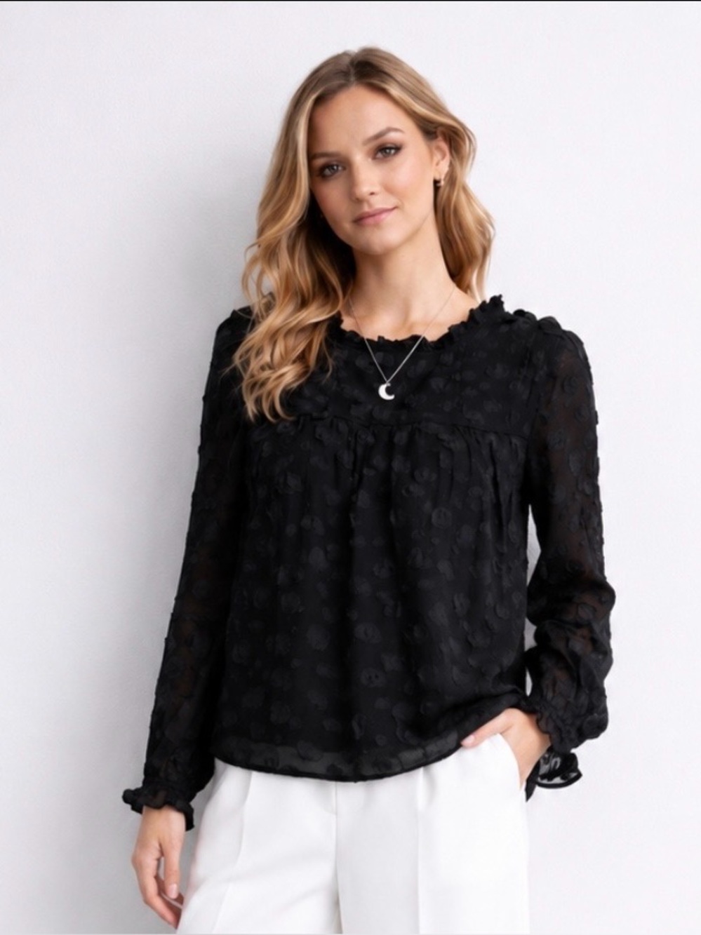 Wilfred by Aritzia Black Textured Silk Blend Blouse Size Small